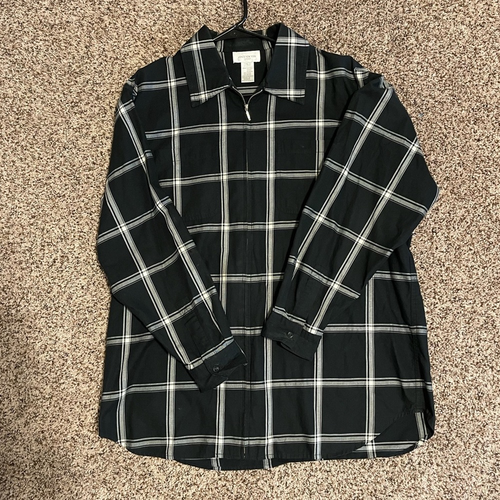 Jones New York zip shirt